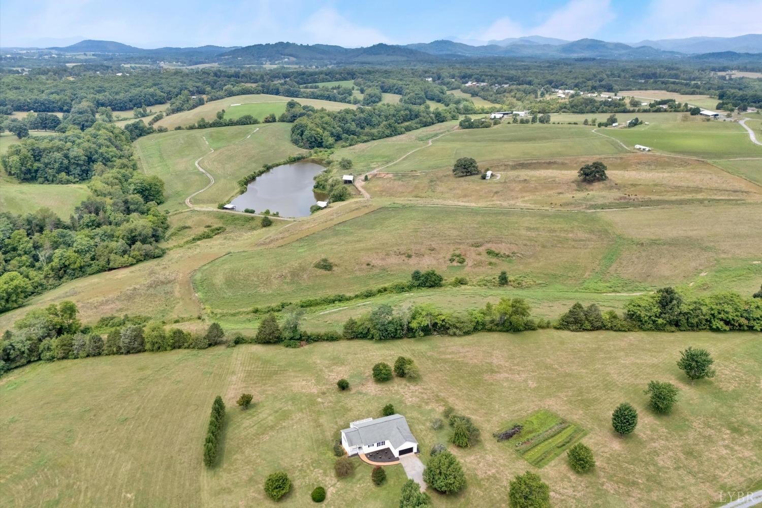 1314 Bramlett Road Moneta, VA 24121 - Photo 66 of 73 Gallery Image 66