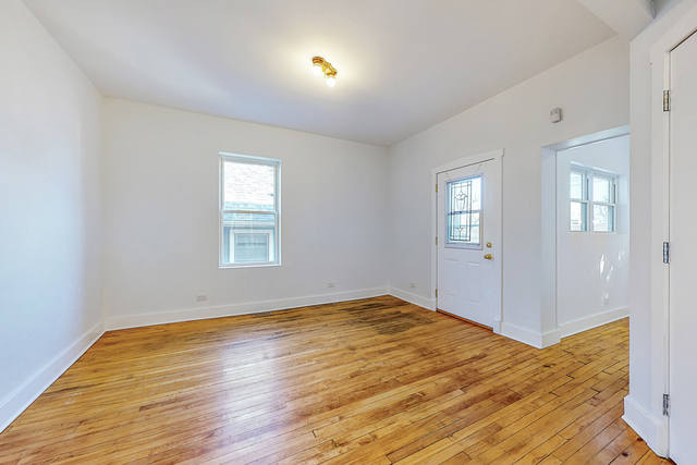 3843 West Addison Street Chicago, IL 60618 - Photo 23 of 41