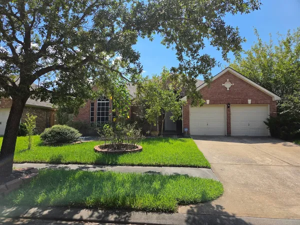 $2,350 | 19315 Cloud Peak Drive, Tomball, TX 77377
