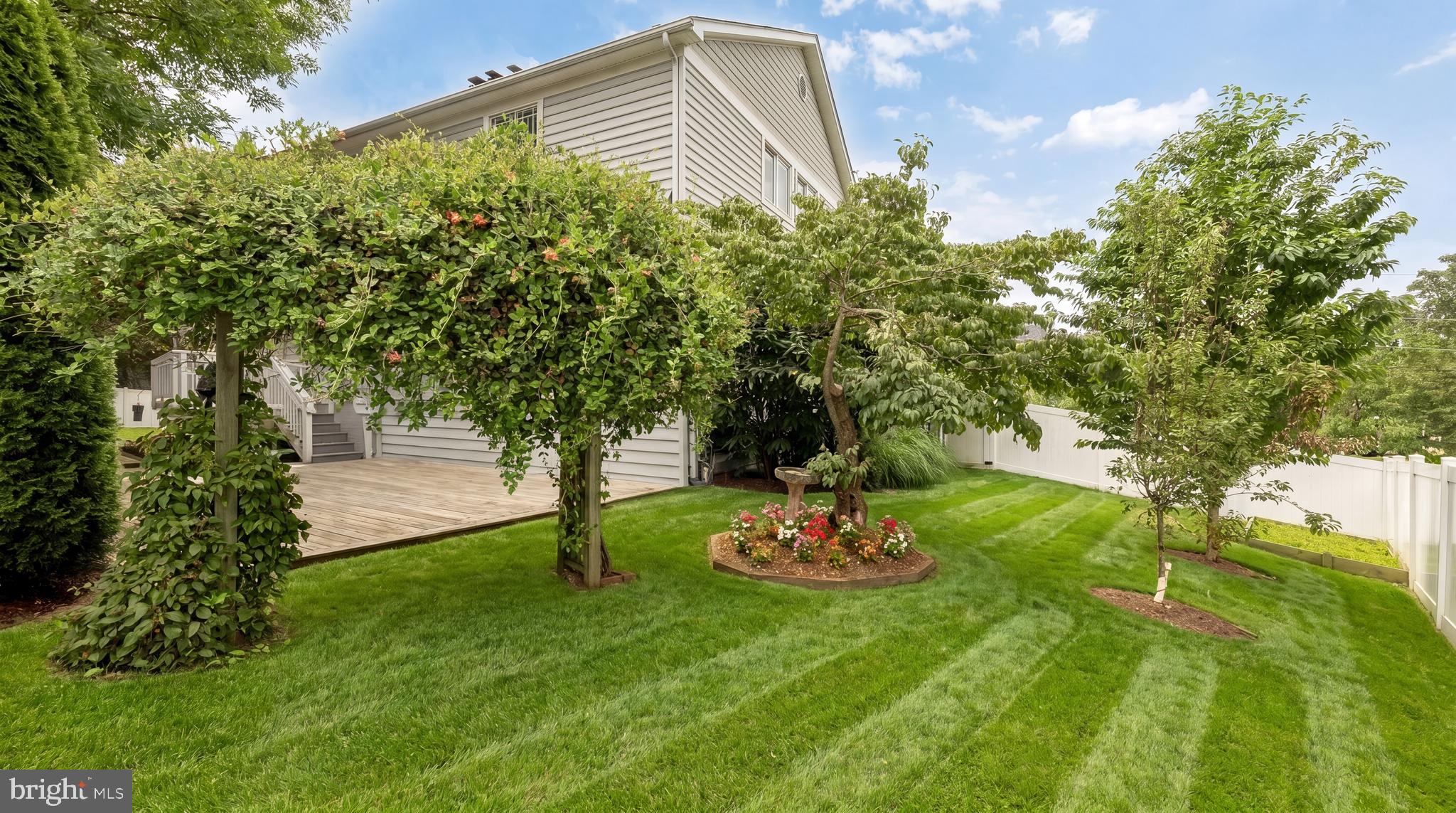 4717 Edgefield Road Bethesda, MD 20814 - Photo 31 of 32