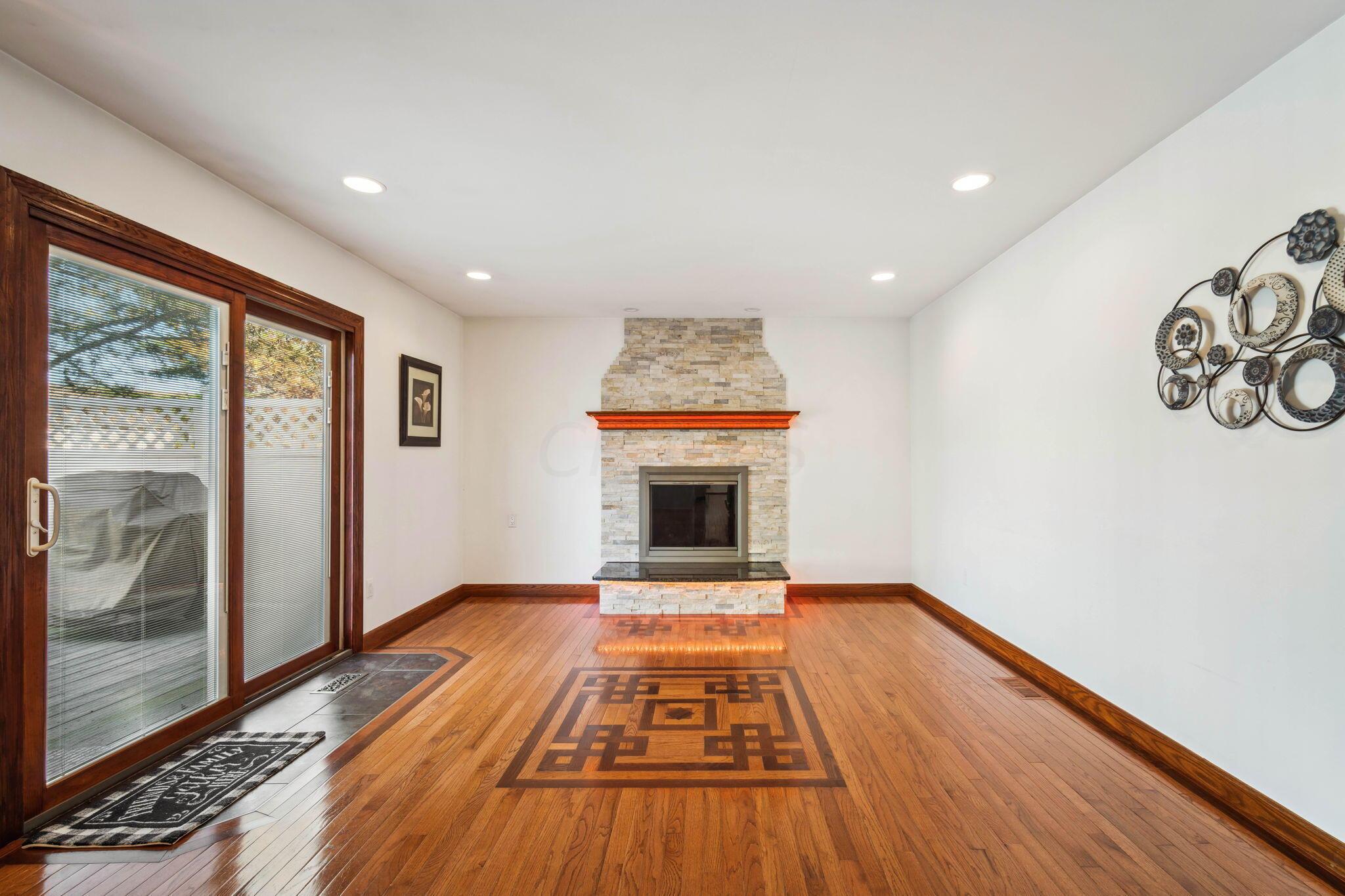 2812 Cooper Ridge Road Columbus, OH 43231 - Photo 18 of 52 Family Room