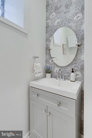 $1,300,000 | 145 U Street Northwest, Washington, DC 20001