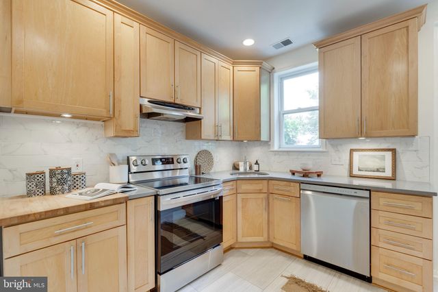 $1,300,000 | 145 U Street Northwest, Washington, DC 20001