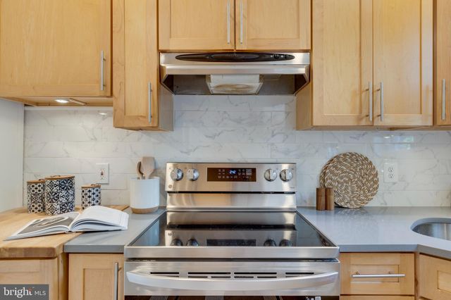 $1,300,000 | 145 U Street Northwest, Washington, DC 20001