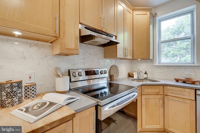 $1,300,000 | 145 U Street Northwest, Washington, DC 20001