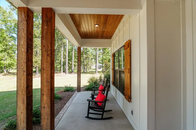 $1,100,000 | 390 Shagbark Way, Harlem, GA 30814