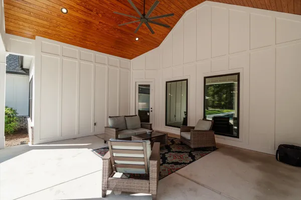 $999,999 | 390 Shagbark Way, Harlem, GA 30814