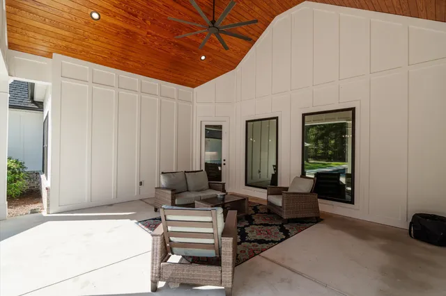 $1,100,000 | 390 Shagbark Way, Harlem, GA 30814