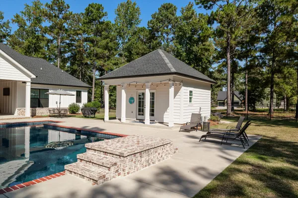 $999,999 | 390 Shagbark Way, Harlem, GA 30814