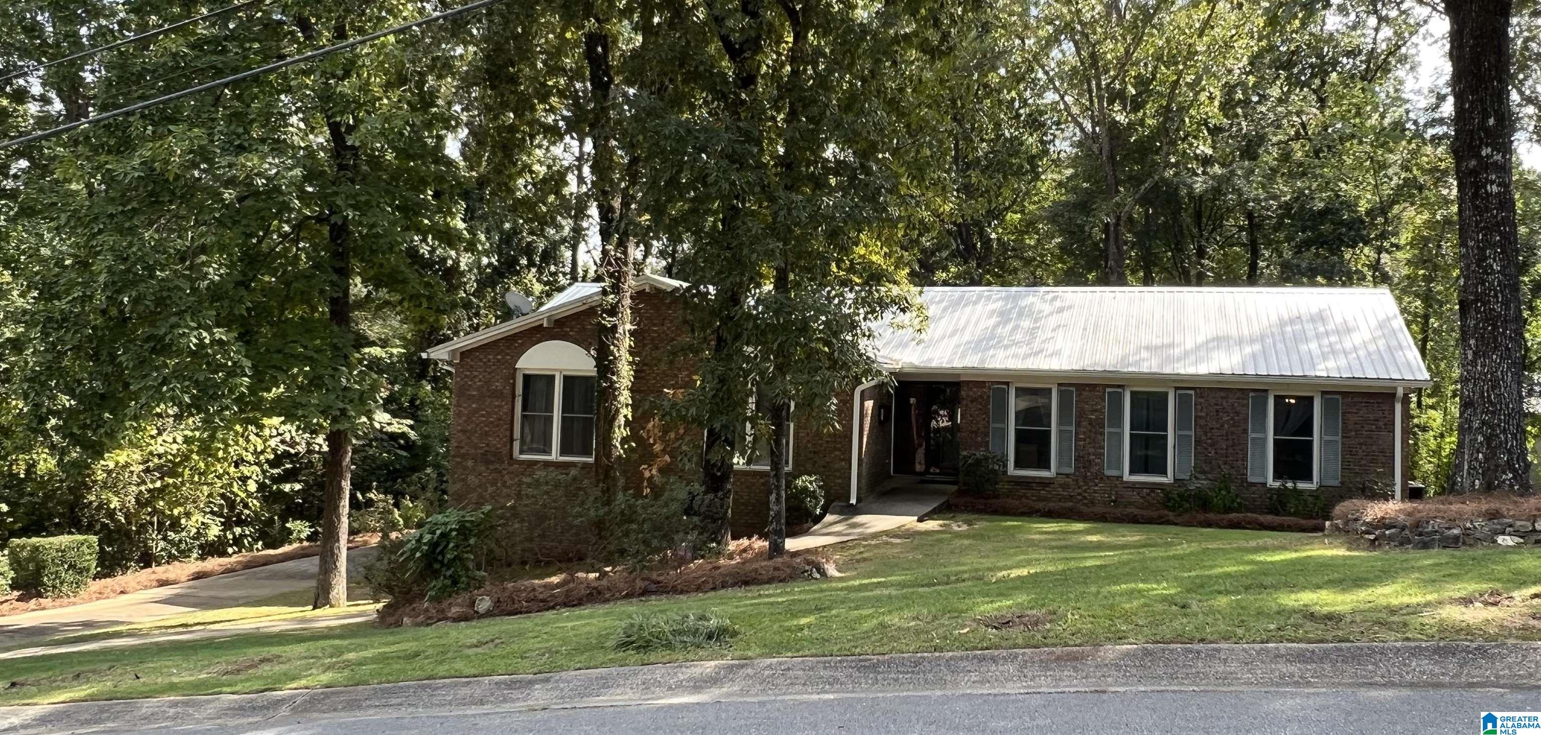 4637 Tecumseh Lane Pelham, AL 35124 - Photo 3 of 3