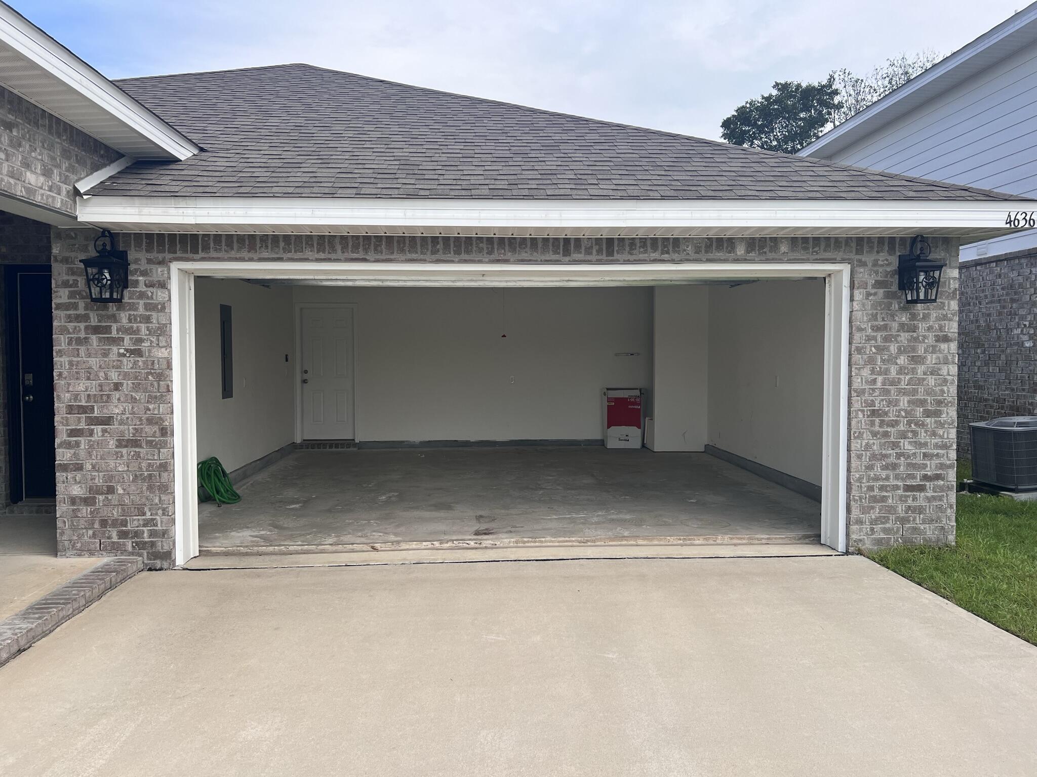 4636 Honor Guard Way Crestview, FL 32539 - Photo 23 of 28 IMG_2040