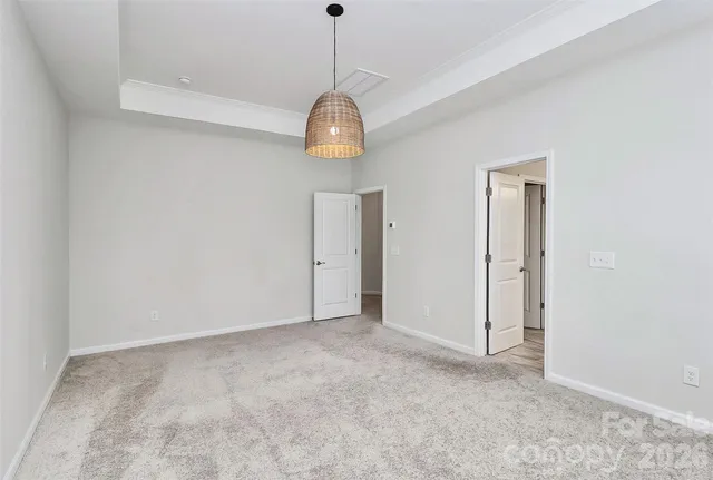 a view of empty room with window