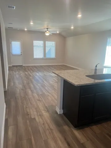 $2,250 | 7818 Lariat Toss Drive, Corpus Christi, TX 78414