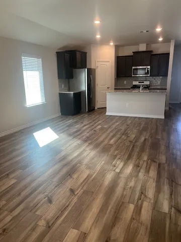 $2,250 | 7818 Lariat Toss Drive, Corpus Christi, TX 78414