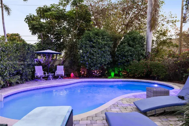 $5,450 | 418 Southeast 3rd Terrace, Dania Beach, FL 33004