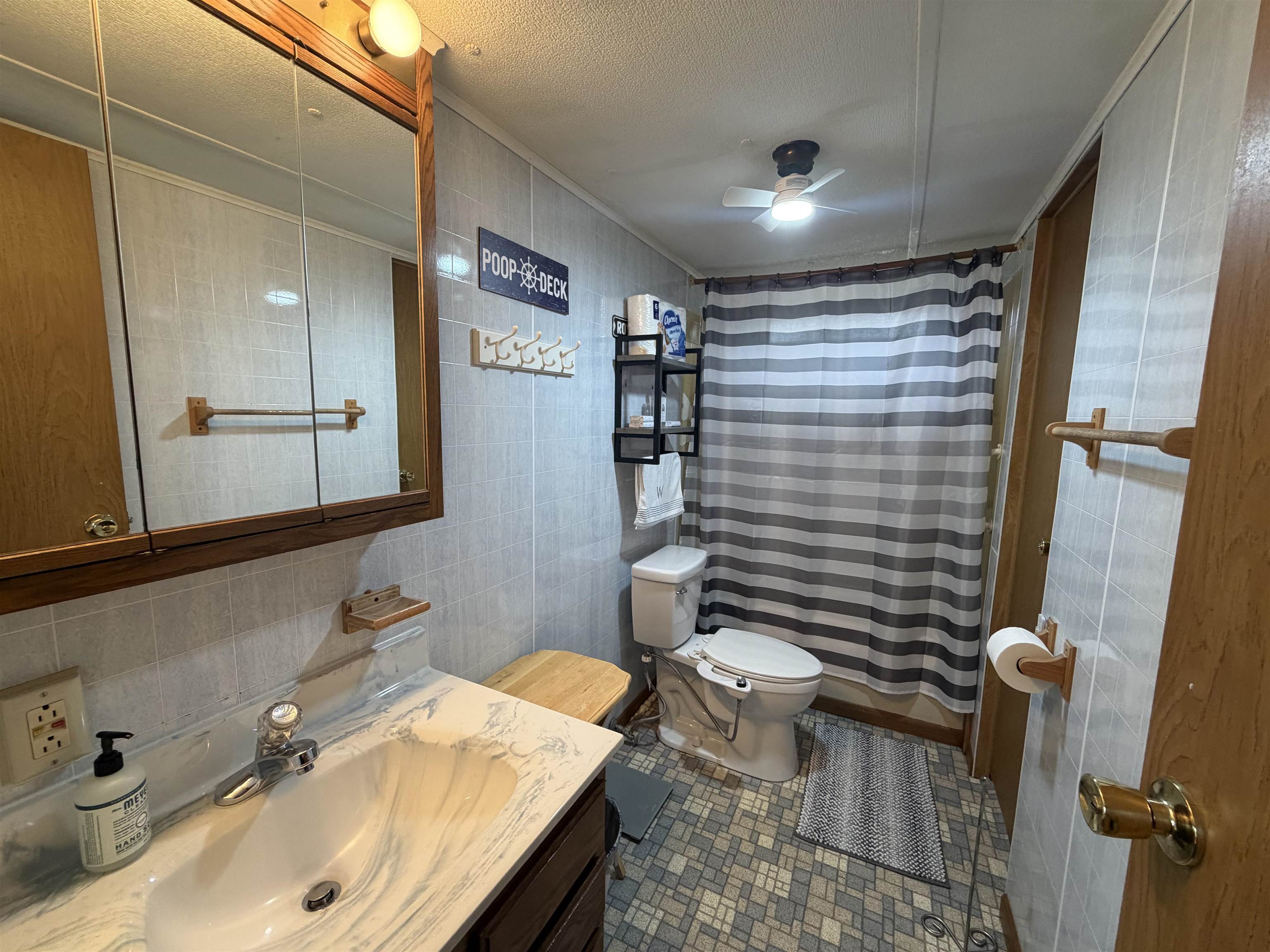 1770 Wisconsin Dells, Unit B2 Wisconsin Dells, WI 53965 - Photo 20 of 41