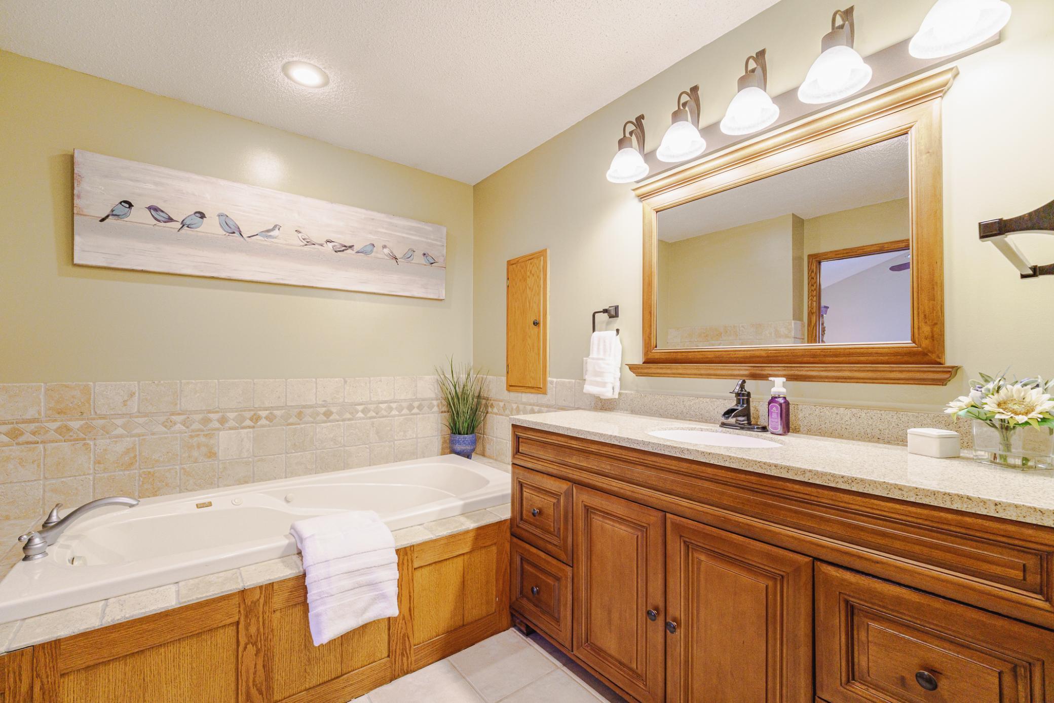 20881 Lake Ridge Drive Prior Lake, MN 55372 - Photo 24 of 63