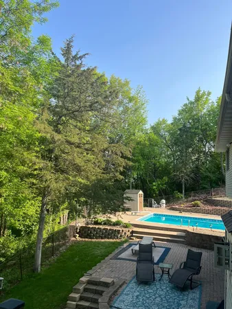 $799,900 | 20881 Lake Ridge Drive, Prior Lake, MN 55372