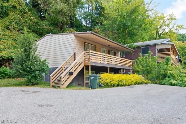 $224,800 | 1939 Preston Avenue, Akron, OH 44305
