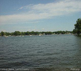 Lot 1 White Lake Road Highland, MI 48356 - Photo 1 of 1 Waterfront