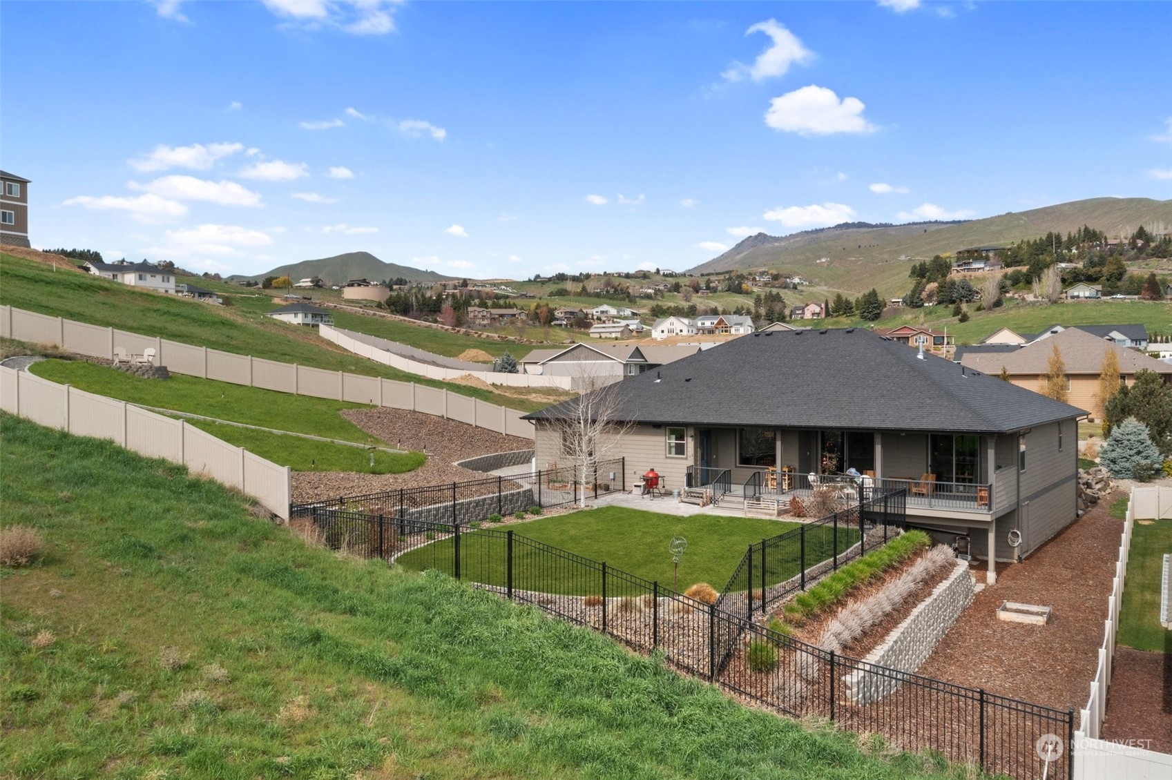 75 Sunny Meadows Loop Wenatchee, WA 98801 - Photo 32 of 40 Gallery Image 32