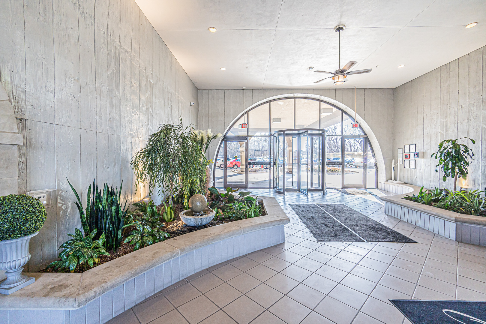 1 Renaissance Place, Unit 1114 Palatine, IL 60067 - Photo 4 of 37