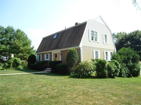 146 Whitehall Road Amesbury, MA 01913 - Photo 1 of 28 Gallery Image 1