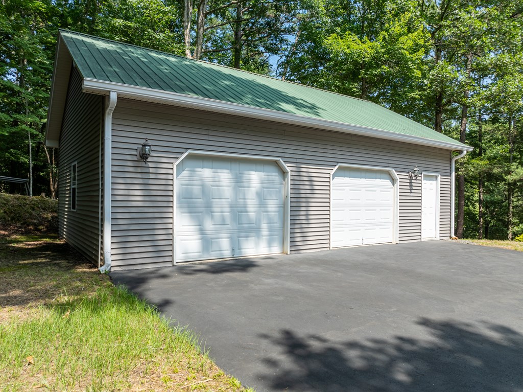 95 Morgan Way Ellijay, GA 30540 - Photo 12 of 61 Detached Garage