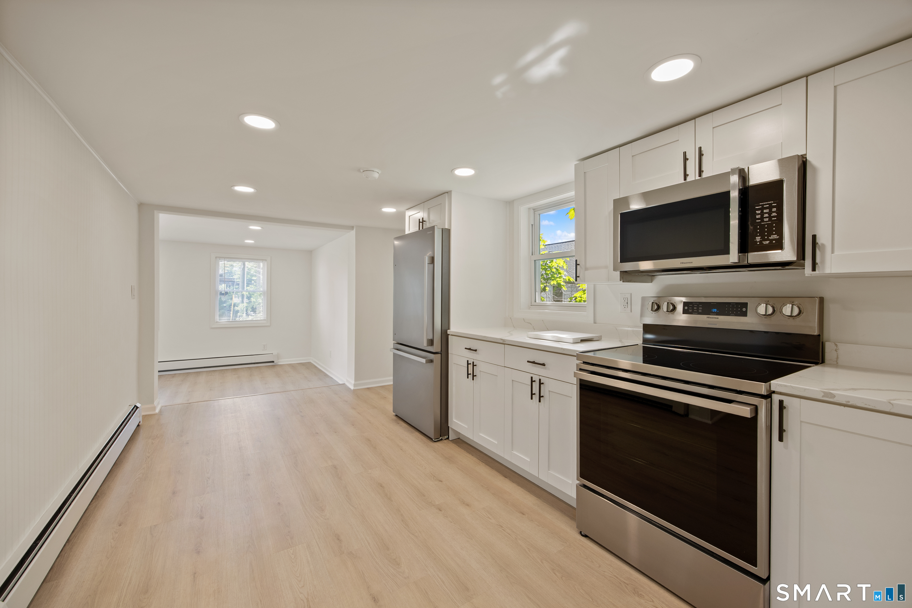 73 Springdale Avenue Meriden, CT 06451 - Photo 9 of 27