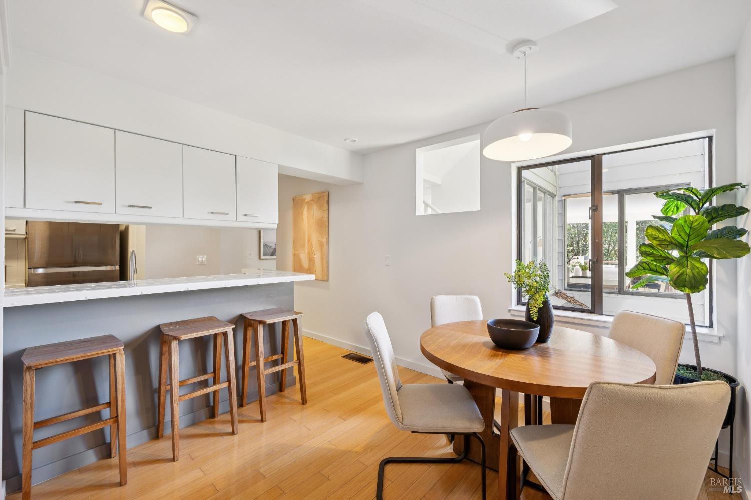 121 Professional Center Parkway San Rafael, CA 94903 - Photo 11 of 24