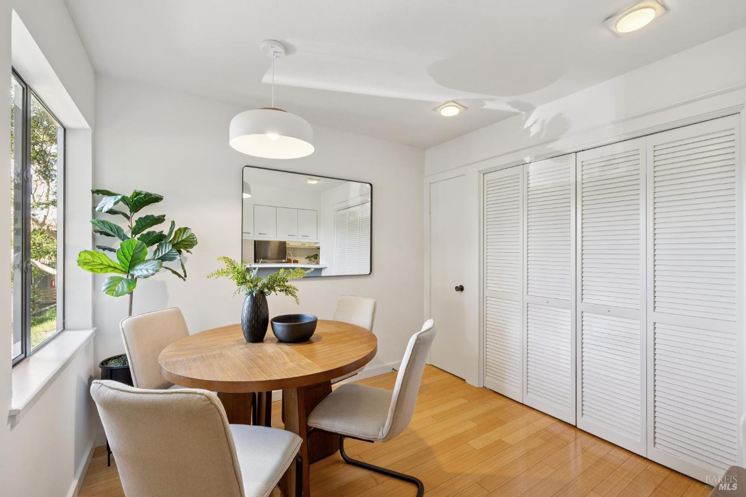 121 Professional Center Parkway San Rafael, CA 94903 - Photo 10 of 24