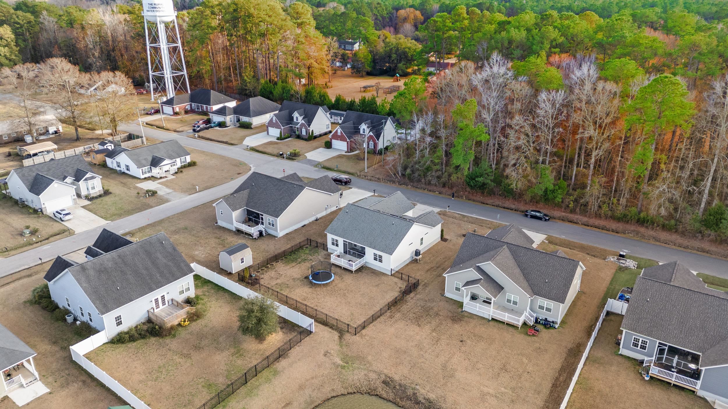 380 Rose Avenue Georgetown, SC 29440 - Photo 3 of 35