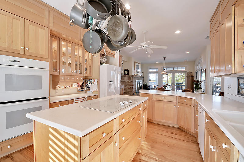 1137 River Road Johns Island, SC 29455 - Photo 14 of 41 Kitchen