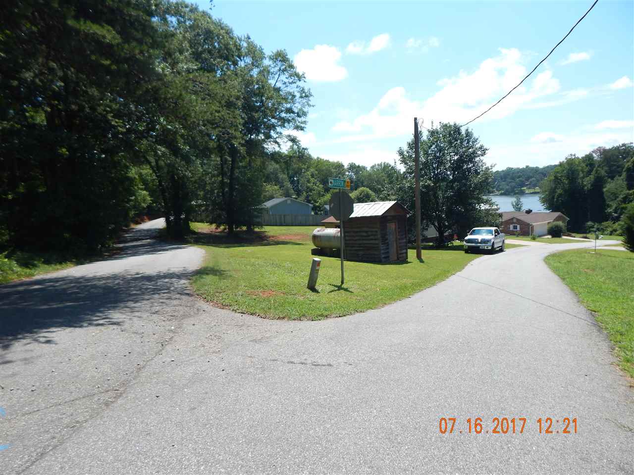 Narrow Circle Inman, SC 29349 - Photo 3 of 3