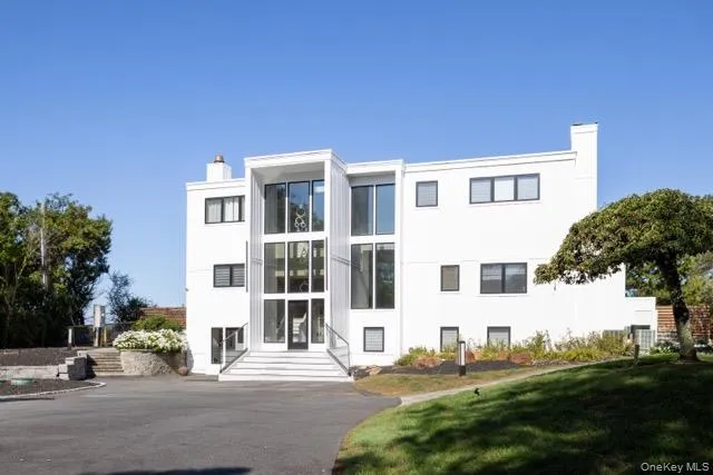 $40,000 | 57305 Route 48, Greenport, NY 11944