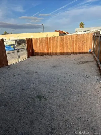 $300,000 | 115 South 2nd Avenue, Barstow, CA 92311