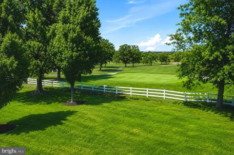 $1,200,000 | 583 Oakmont Drive East, Telford, PA 18969