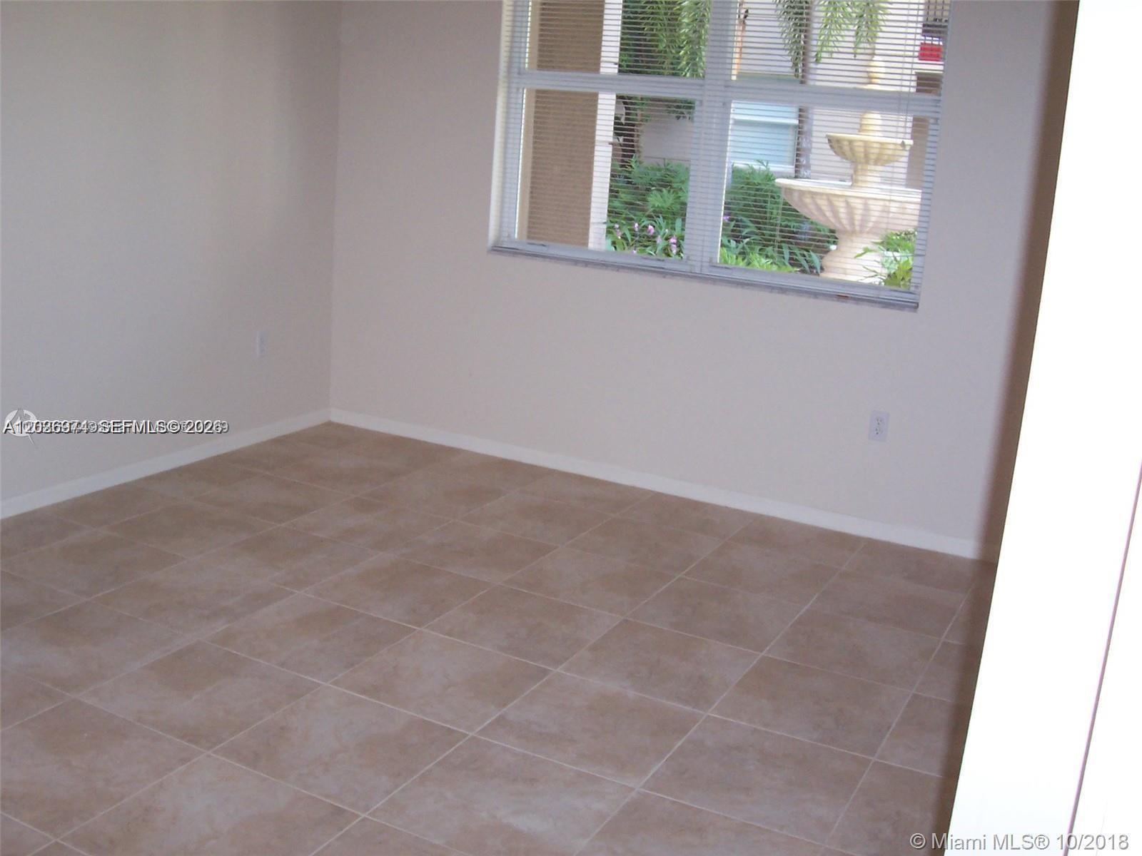 17125 North Bay Road, Unit 3113 Sunny Isles Beach, FL 33160 - Photo 5 of 13