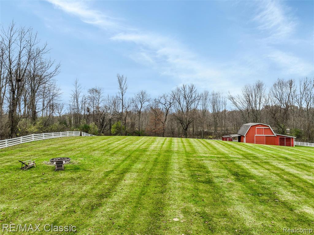 8173 Earhart Road South Lyon, MI 48178 - Photo 74 of 96 Gallery Image 74
