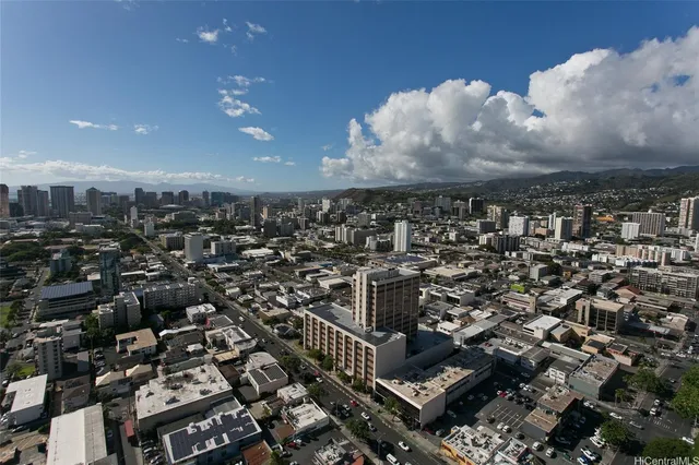 $6,000 | 1515 Liona Street, Unit 4118, Honolulu, HI 96814