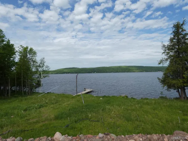 $220,000 | N9099 East Shore Road, Marenisco, MI 49947