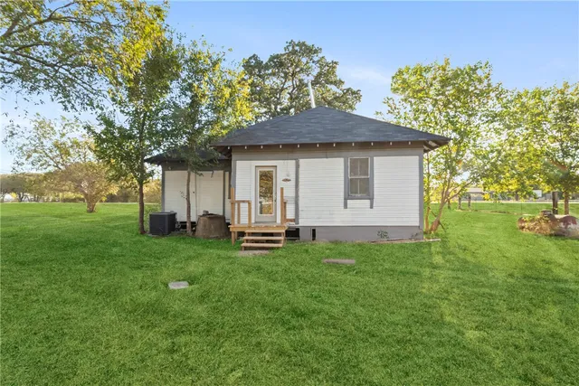 $149,870 | 7964 Farm To Market Road 141, Dime Box, TX 77853