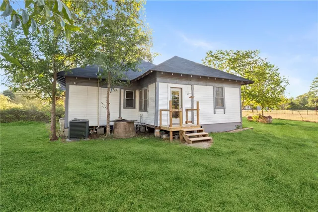 $149,870 | 7964 Farm To Market Road 141, Dime Box, TX 77853