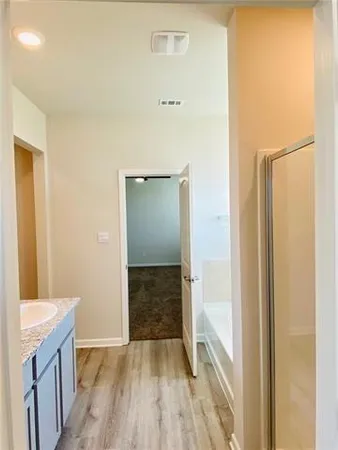 $2,400 | 712 Lakeshore Village Drive, Slidell, LA 70461