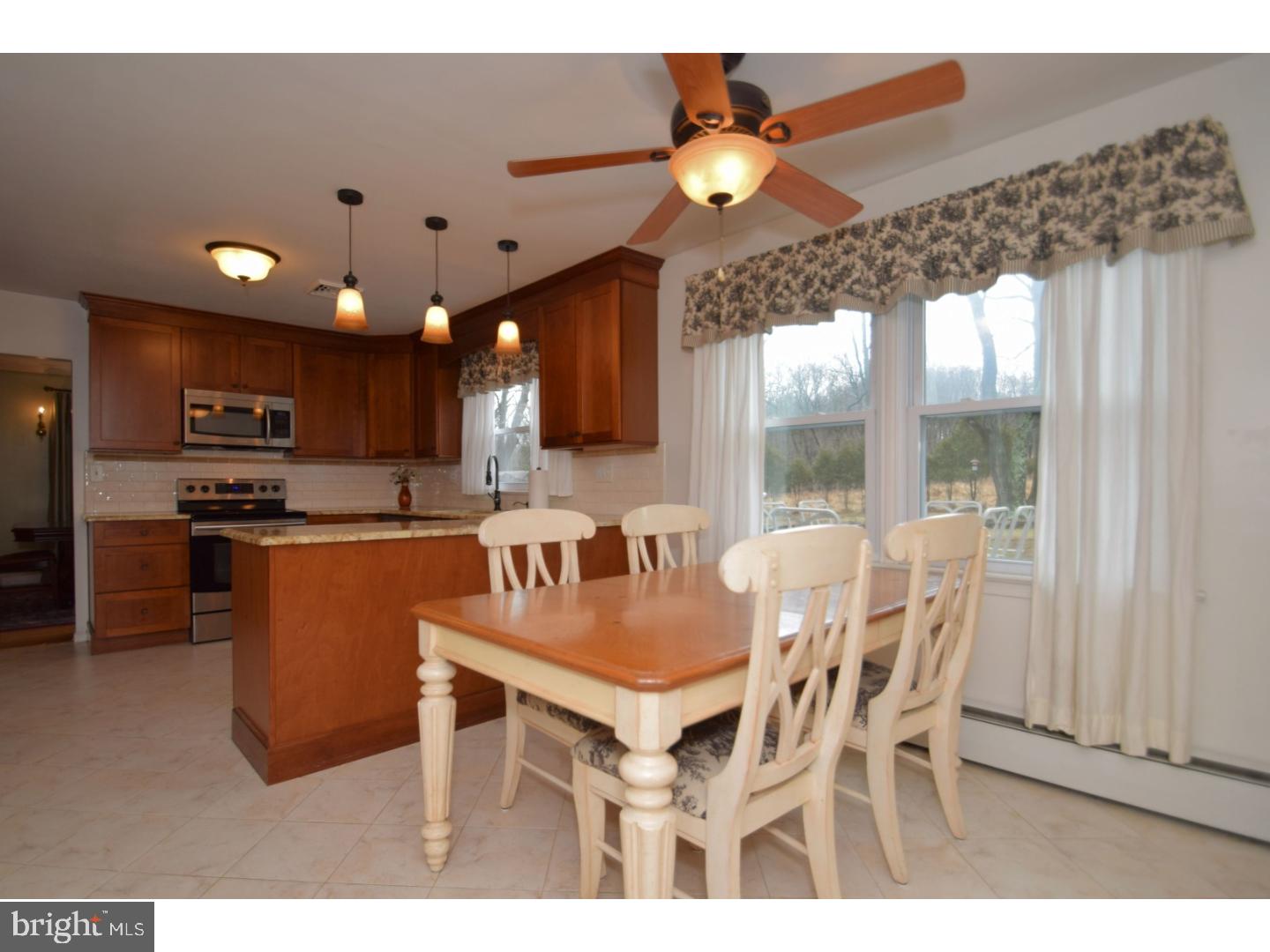 34 Far View Road Chalfont, PA 18914 - Photo 10 of 25 Gallery Image 10