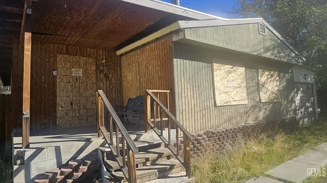 a view of deck with patio