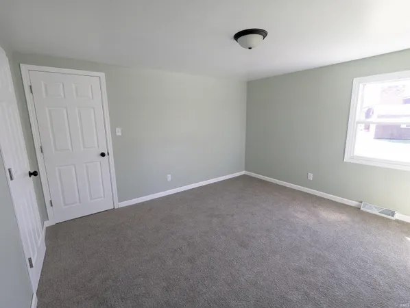 $214,900 | 57 EMS W32 Lane, North Webster, IN 46555