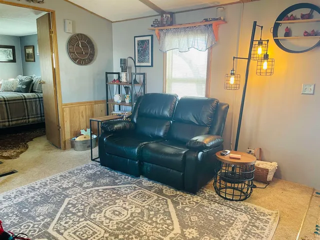 $130,000 | 2157 Schlotthauer, Marion, KS 66861