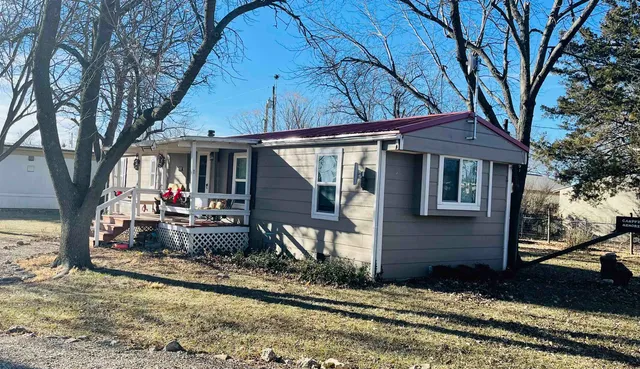 $130,000 | 2157 Schlotthauer, Marion, KS 66861