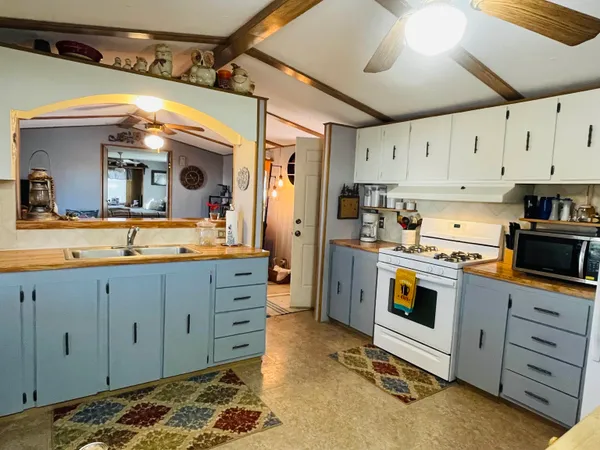 $130,000 | 2157 Schlotthauer, Marion, KS 66861